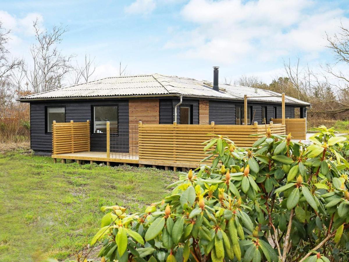 7 person holiday home in Frederikshavn Eksteriør billede